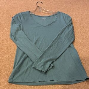 LOFT Women's Blue Long V Neck Sleeve Tee
